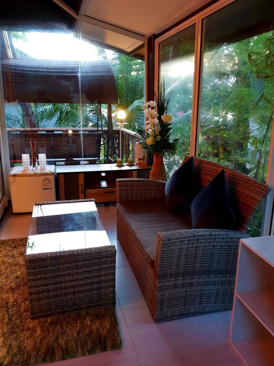 Phangan Cove Beach Resort Сритану Екстериор снимка